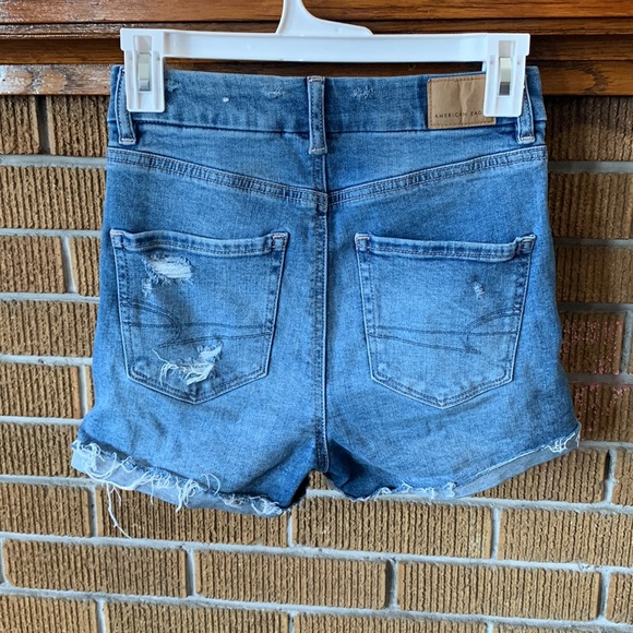 Women’s American Eagle Jean Shorts - Picture 2 of 5